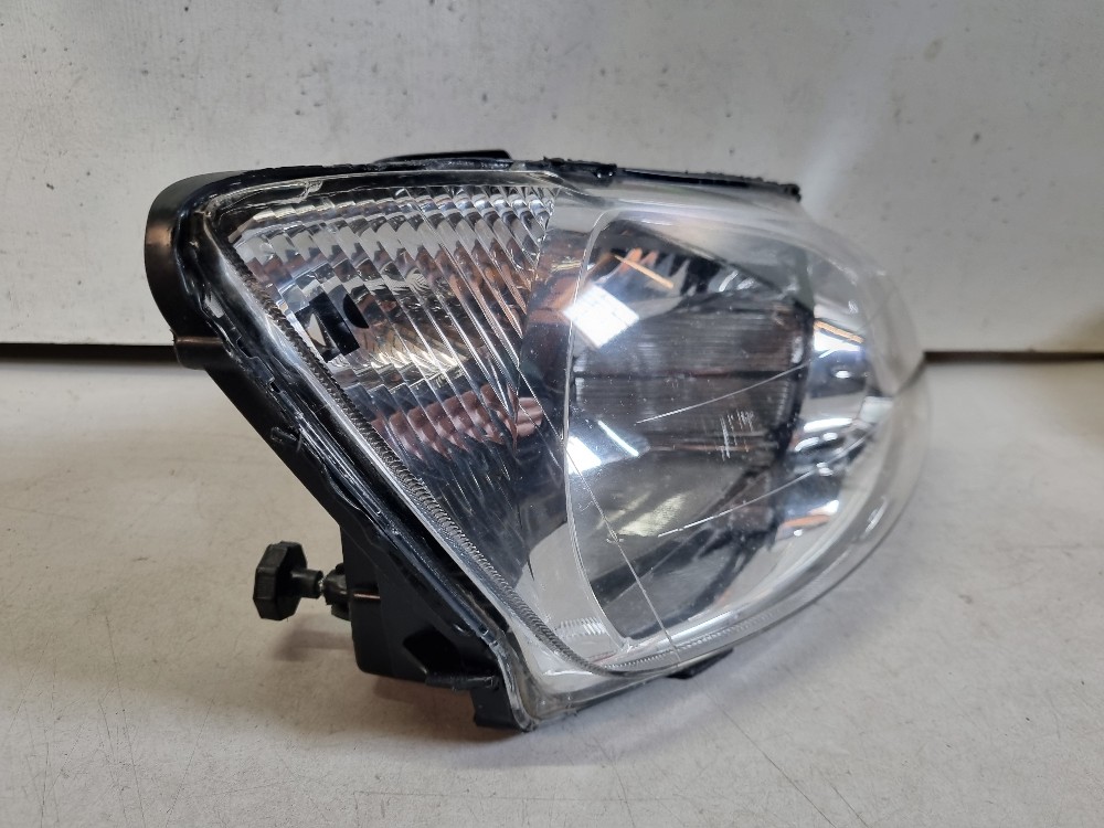 Farol Direito Chevrolet Classic 2011/2016 Usado E Original. Direito/passageiro 3