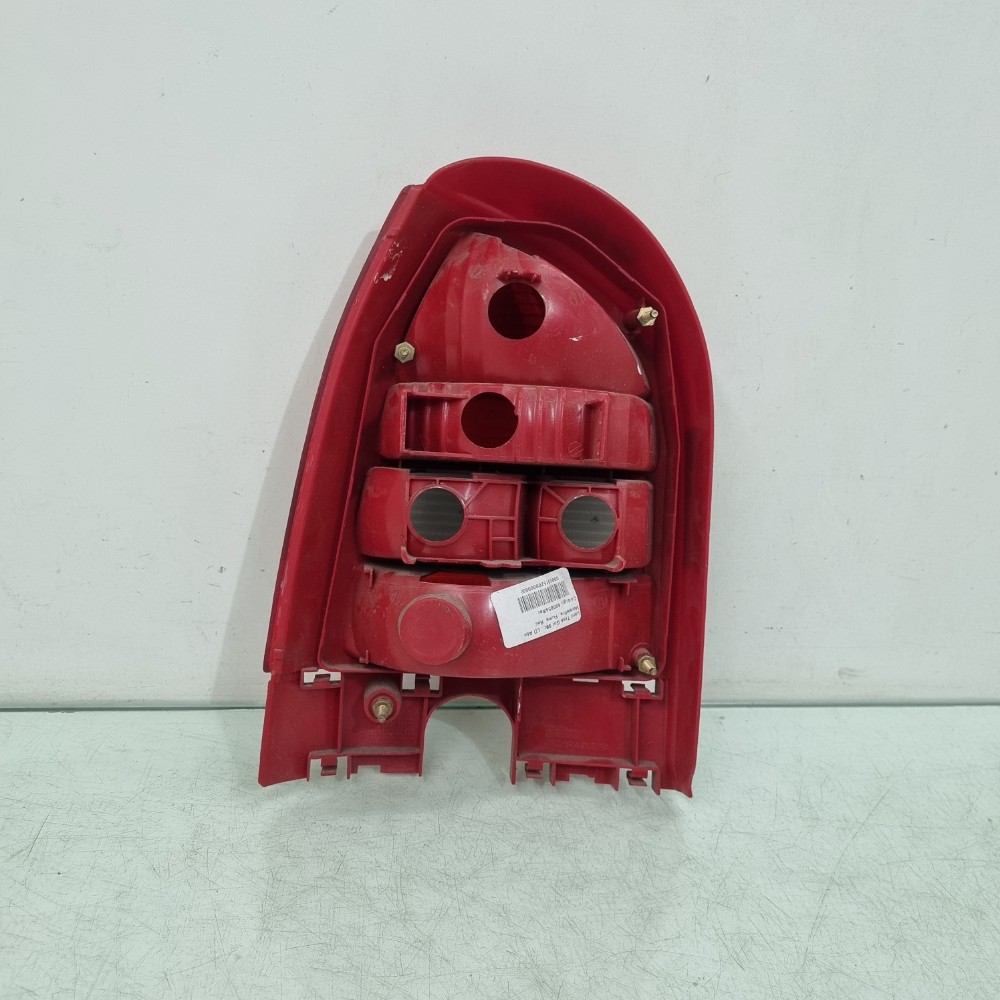 Lanterna Do Lado Direito Volkswagen Gol G3 2001/2005 Direito/passageiro 4