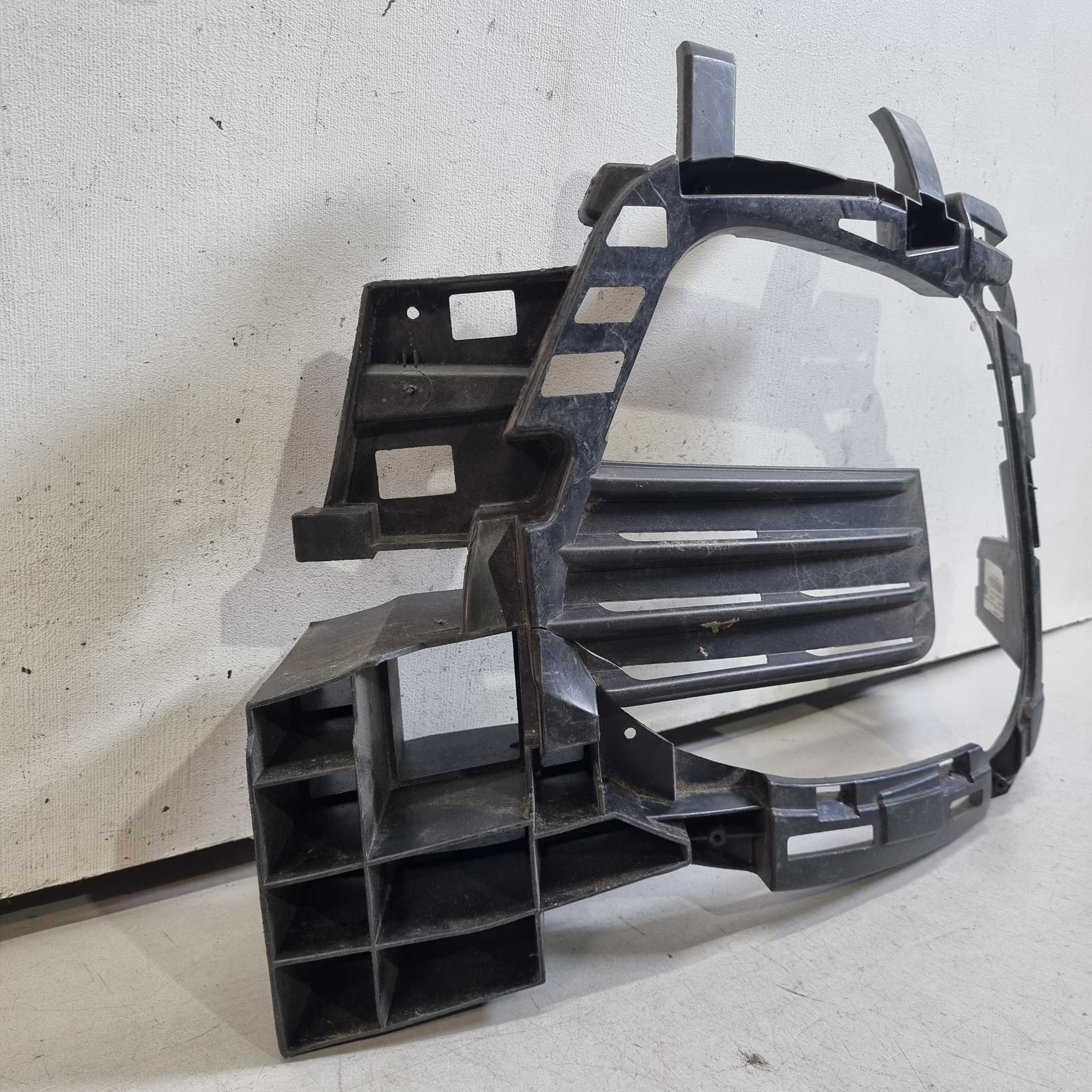 Suporte Lado Direito Cibié Para Captur 2017/2020 Seminovo . 2