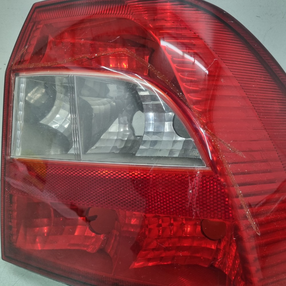 Lanterna Lado Direito  Chevrolet Vectra  2000/2005 Seminovo. 5