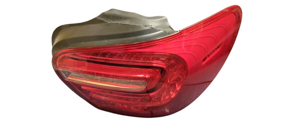 Lanterna Direita Com Led Mercedes A200 2012 / 2014 Vermelha Direito/passageiro Vermelha 2