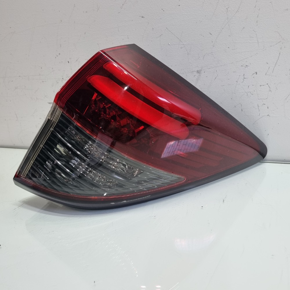 Lanterna Com Led Do Lado Direito Honda Hr-v 2017/2020 Direito/passageiro 1