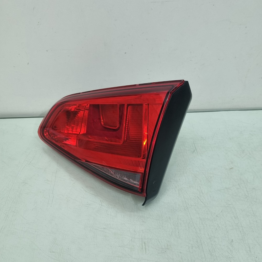 Lanterna Traseira Direita Tampa Vw Golf 2015/2017 Recuperado Direito/passageiro 2