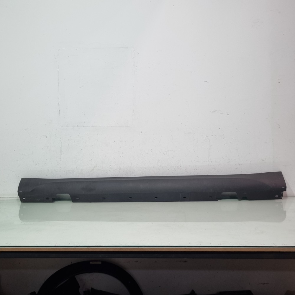 Spoiler Lateral Do Lado Esquerdo Bmw X1 Modelos 2009/2015 Preto