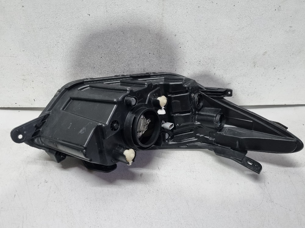 Farol Do Lado Esquerdo Chevrolet Onix Modelos 2017/2019 Esquerdo/motorista 6