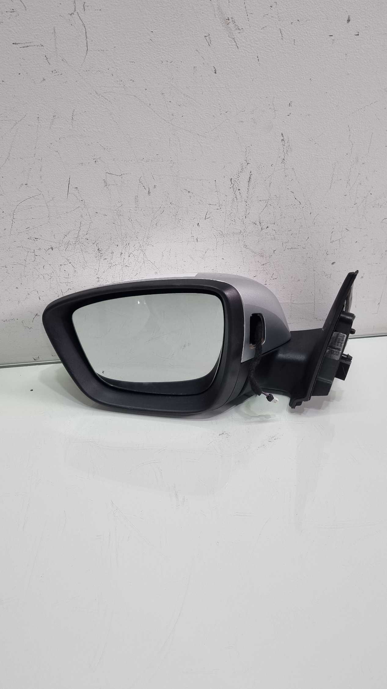Retrovisor esquerdo GM Tracker 2020/2025 Elétrico/pisca 1