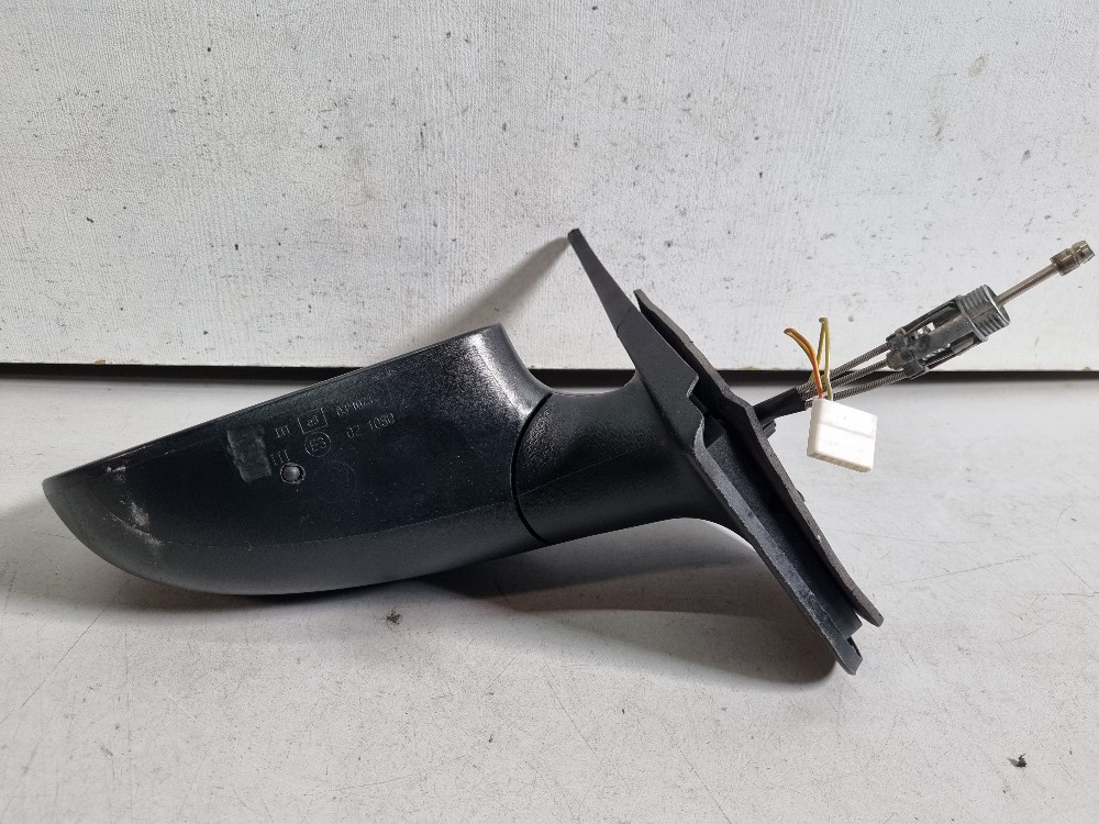 Retrovisor Esq. Manual Fiat Palio Economy 4p 2010/2014 Usado 9