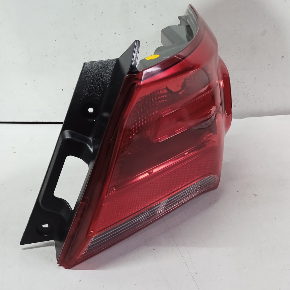 Lanterna Direita Chevrolet Prisma Ano 2016/19 Recuperada 2