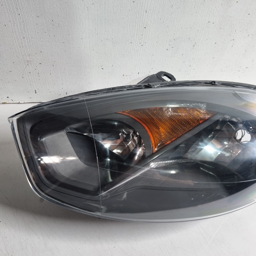 Farol Do Lado Esquerdo Ford Fiesta Modelos 2011/2014 Esquerdo/motorista 2