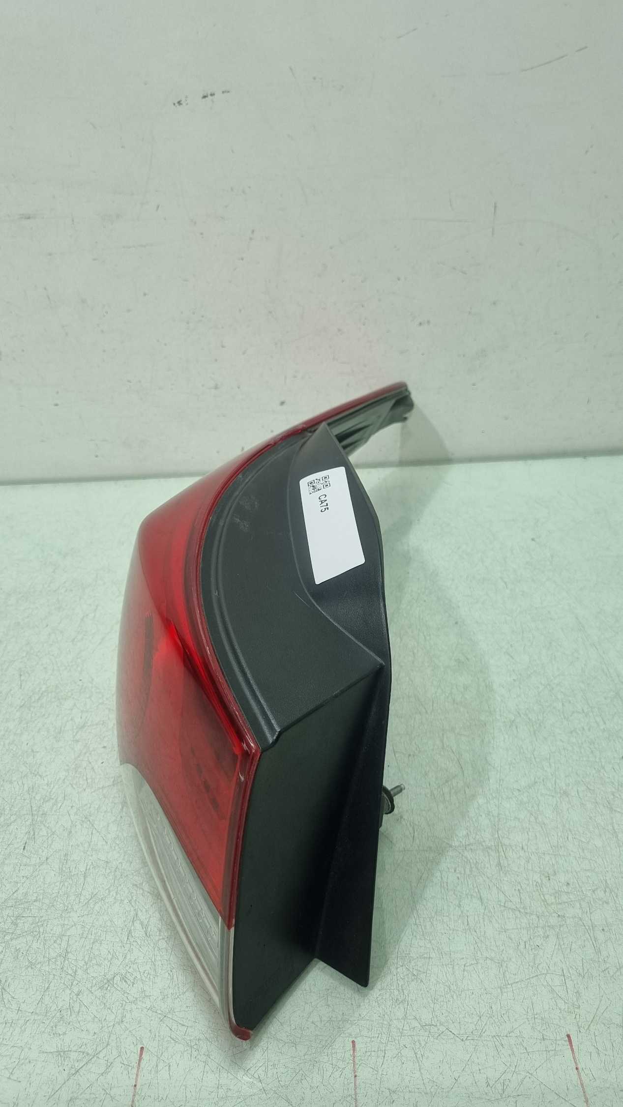 Lanterna Lado Esquerdo Hyundai Elantra Modelo 2010/2015 Esquerdo/motorista 1