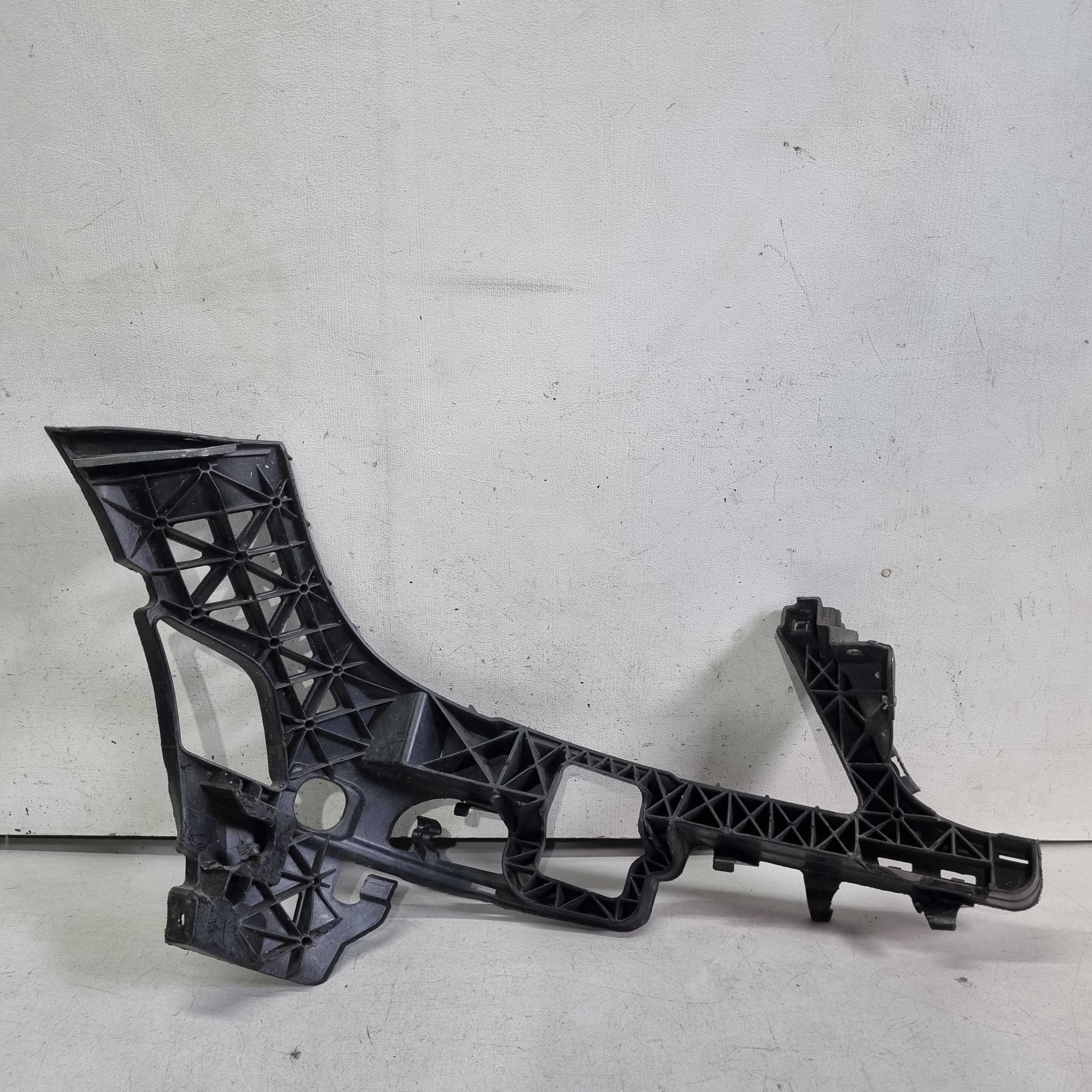 Guia Farol Esquerdo Mercedes-benz C180 2008/2012 Seminovo. 4