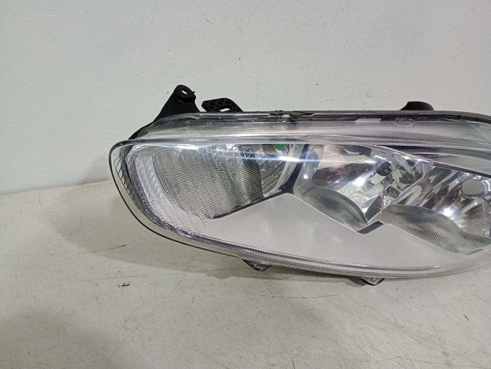 Farol Esquerdo Ford New Fiesta 2014/2019 Recuperado 4