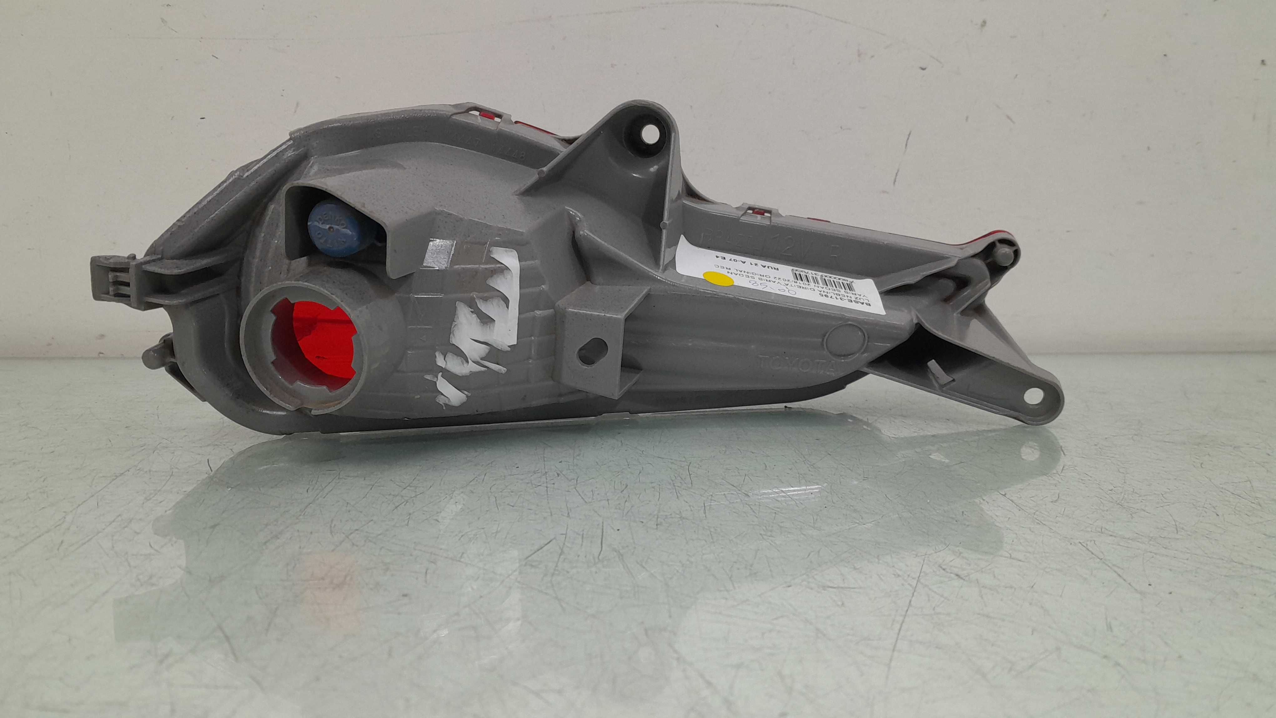 Luz Neblina Direira Toyta Yaris Sedan 2018/2022 Original Rec 7