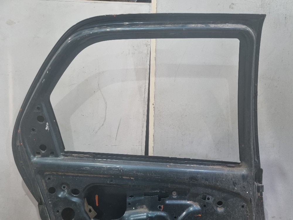 Porta Traseira Do Lado Esquerdo Fiat Palio 1997/2013 Traseira Esquerdo 5