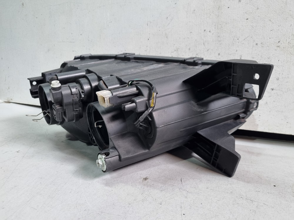 Farol Esquerdo Inferior Do Renault Kwid 2022/2025 Seminovo. 5