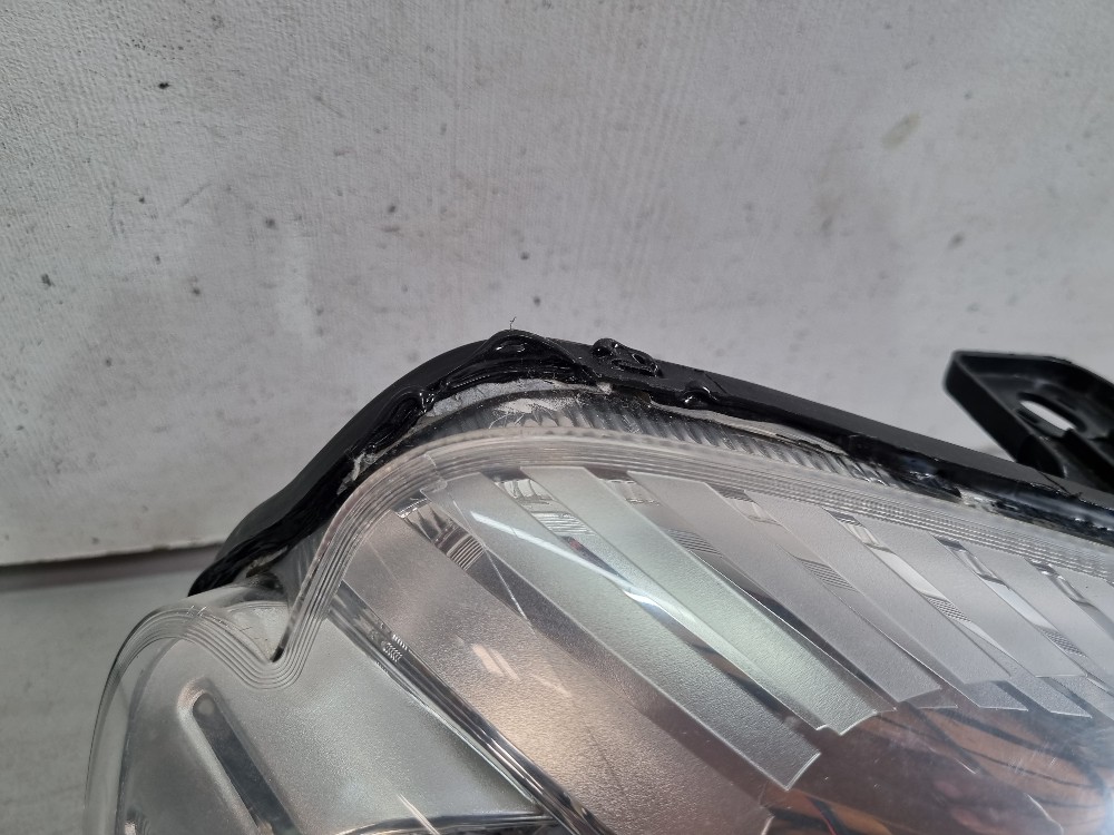 Farol Direito Fiat Uno Vivace 2010/2015 Recuperado 8