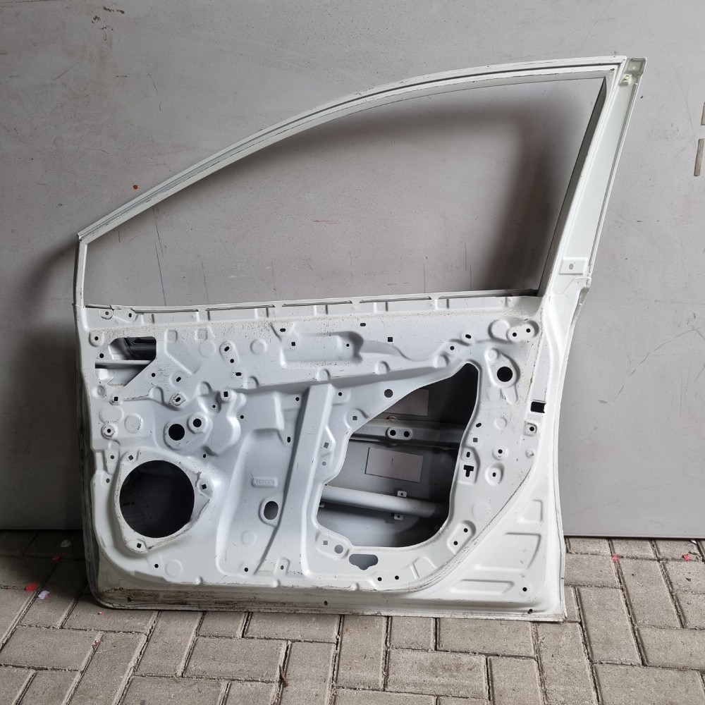 Porta Dianteira Do Lado Direito Toyota Corolla 2021/2024 Dianteira 4