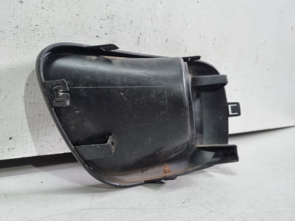 Moldura Do Farol De Milha Dir. Mobi Way 2017/2023 Semi-novo 3