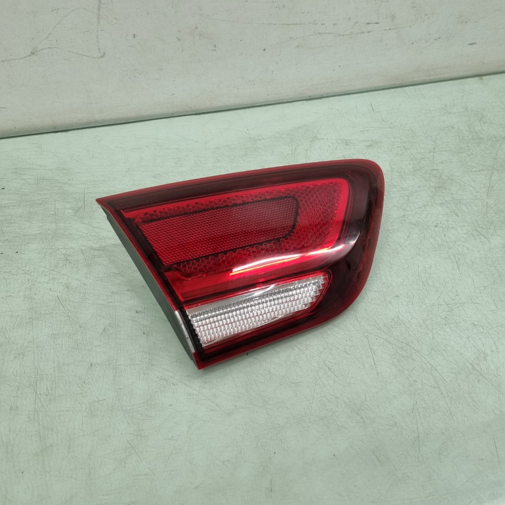 Lanterna Esquerda Da Tampa Tras. Chevrolet Cobalt 2016/2020 Esquerdo/motorista 2