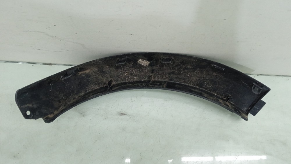 Moldura Lado Esq P-c Tras Sandero Stepway 2016/2020 Seminova 4