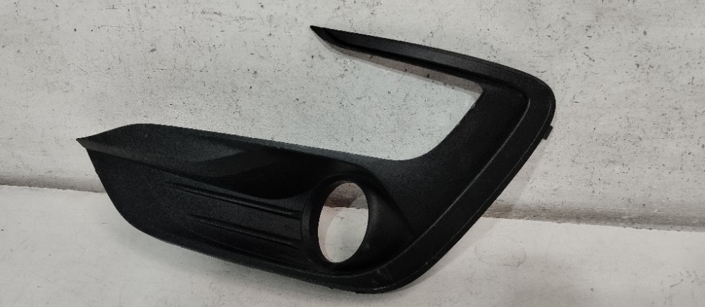Moldura Farol De Milha Esquerdo Ford Ka 2018/2020 Recuperado 2
