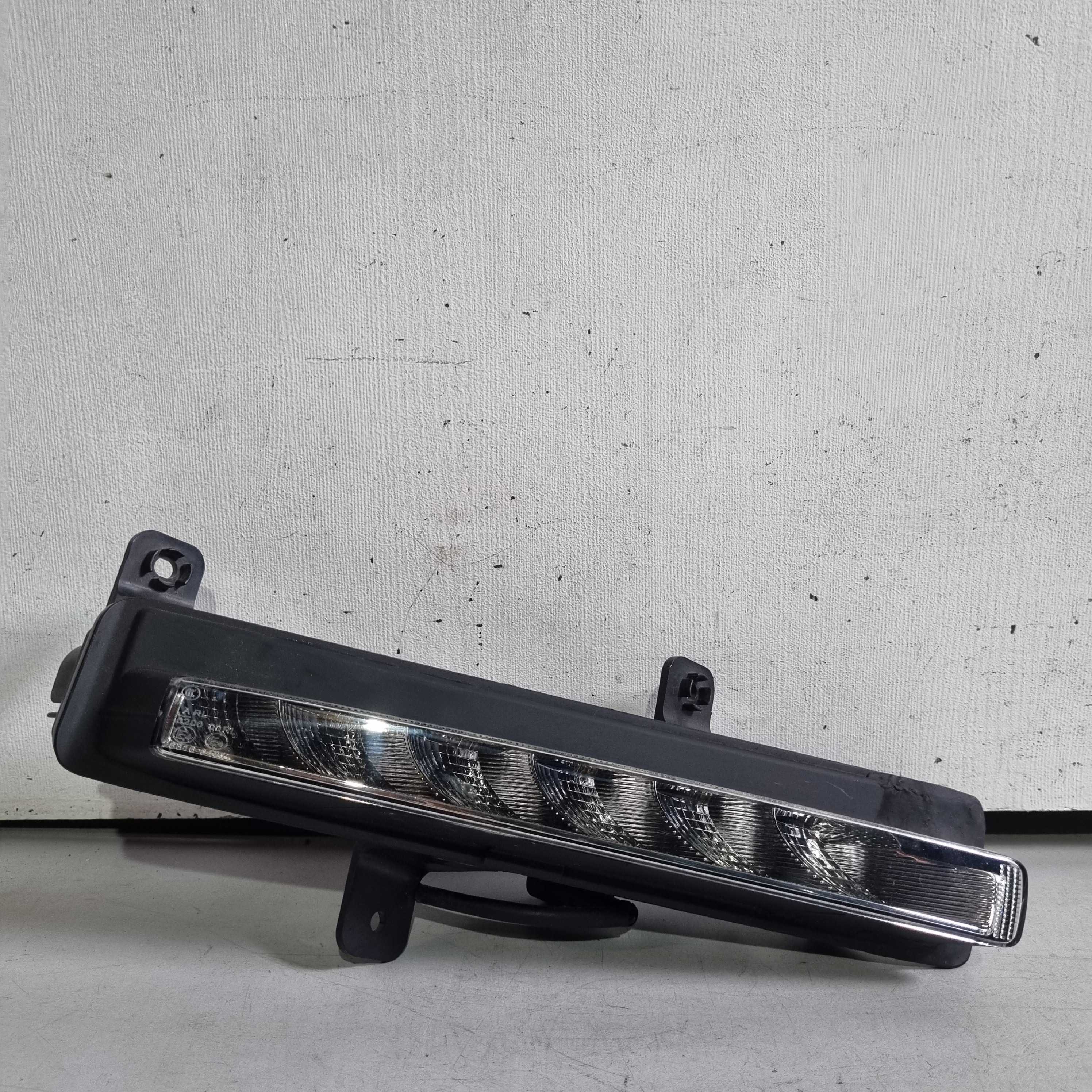 Farol Milha Led Direito Caoa Tiggo 5x  2021/2023  Seminovo . 1