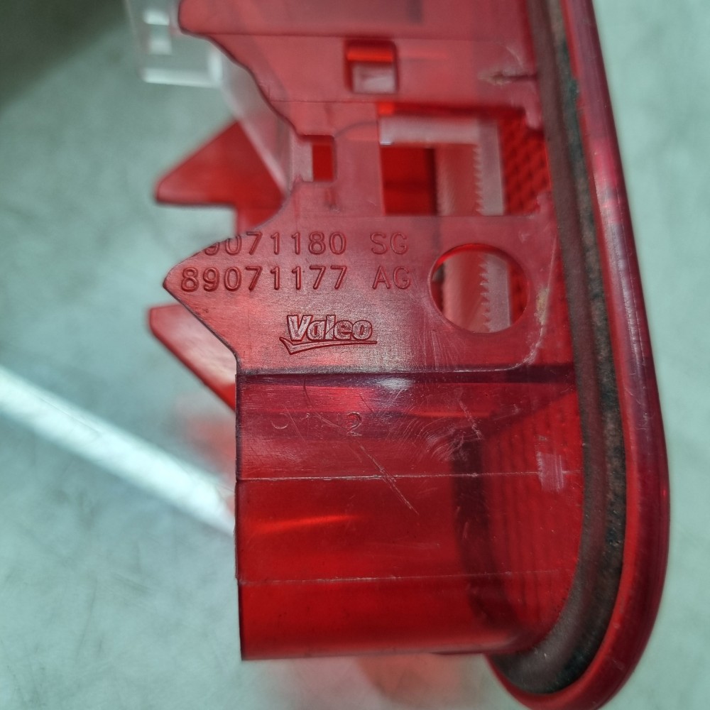 Brake Light Renault Kangoo Modelos 2009/2014 4