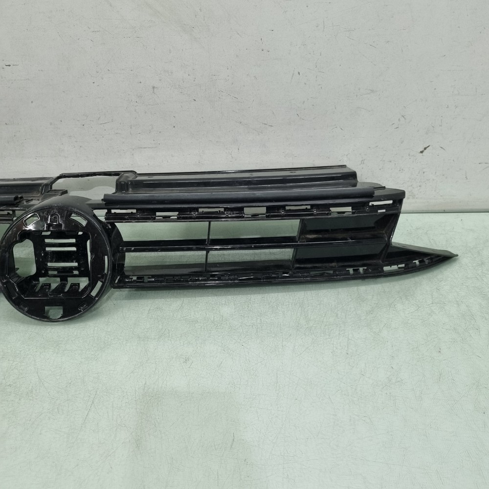 Grade Dianteira Superior Vw Virtus 2023/2025 3