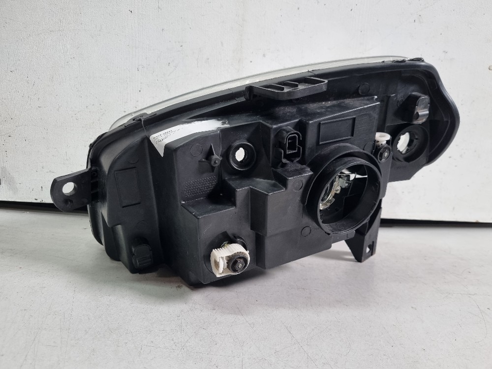 Farol Direito Fiat Uno Vivace 2010/2015 Recuperado 5