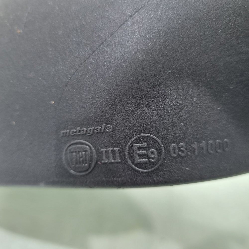 Retrovisor Manual Do Lado Direito Fiat Fiorino 2014/2021 6