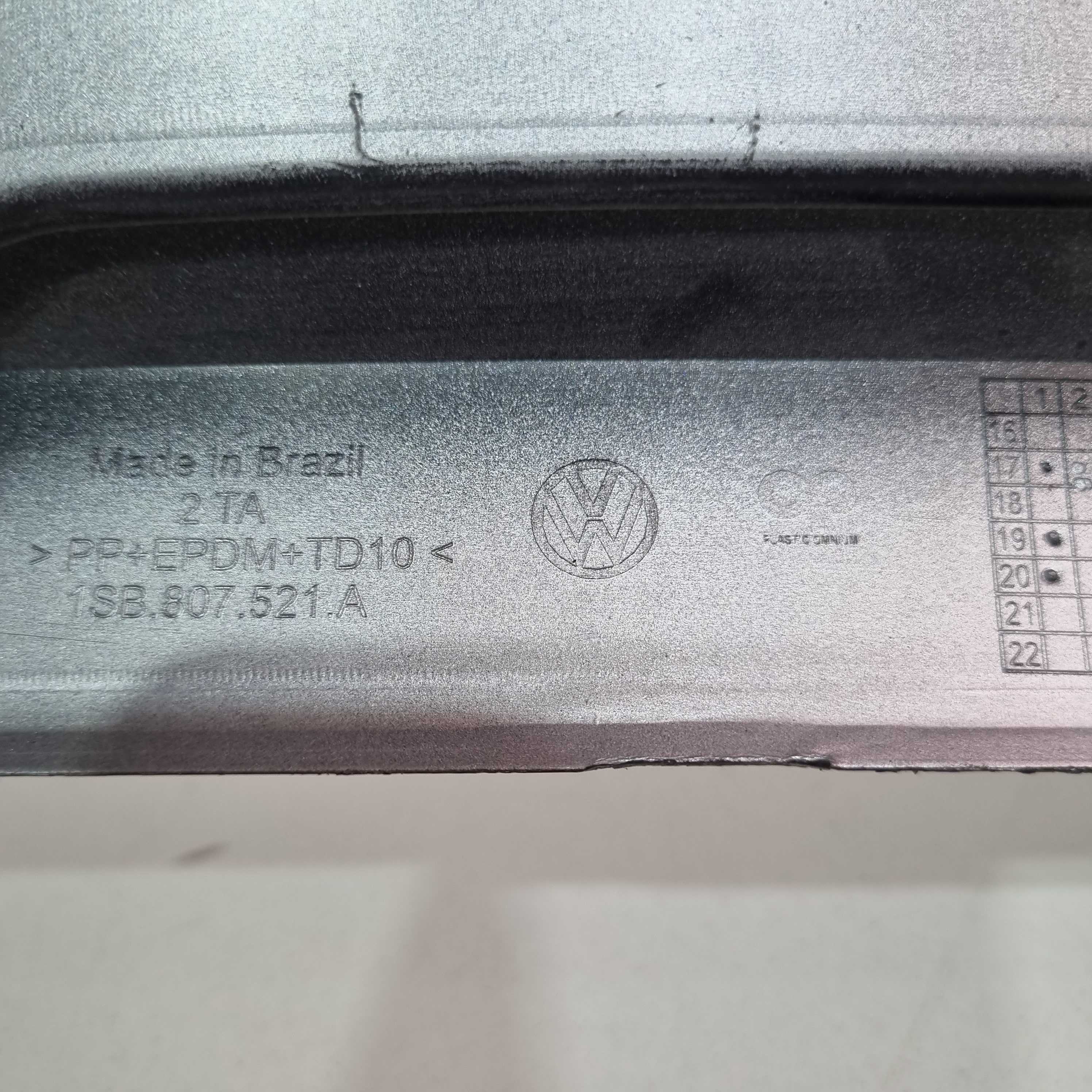 Spoiler Parachoque Traseiro Volkswagen Cross Up! 2016/2020 Prata 8