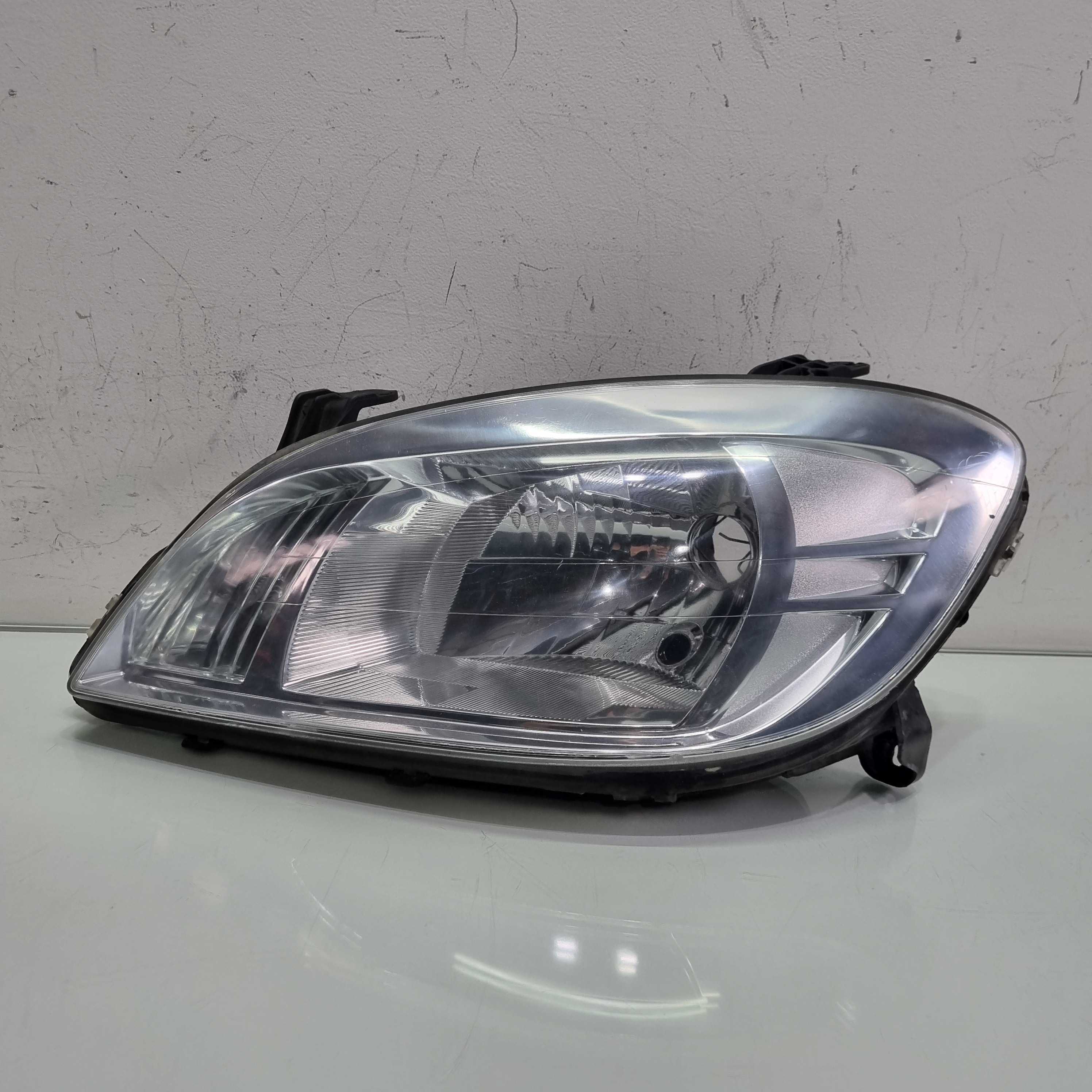 Farol lado esquerdo Chevrolet Celta cromado 2006 a 2010 4