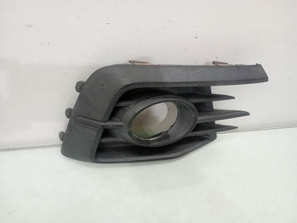 Moldura Direita Farol De Milha Volkswagen Gol G7 2016/2018 Preto Direito 2