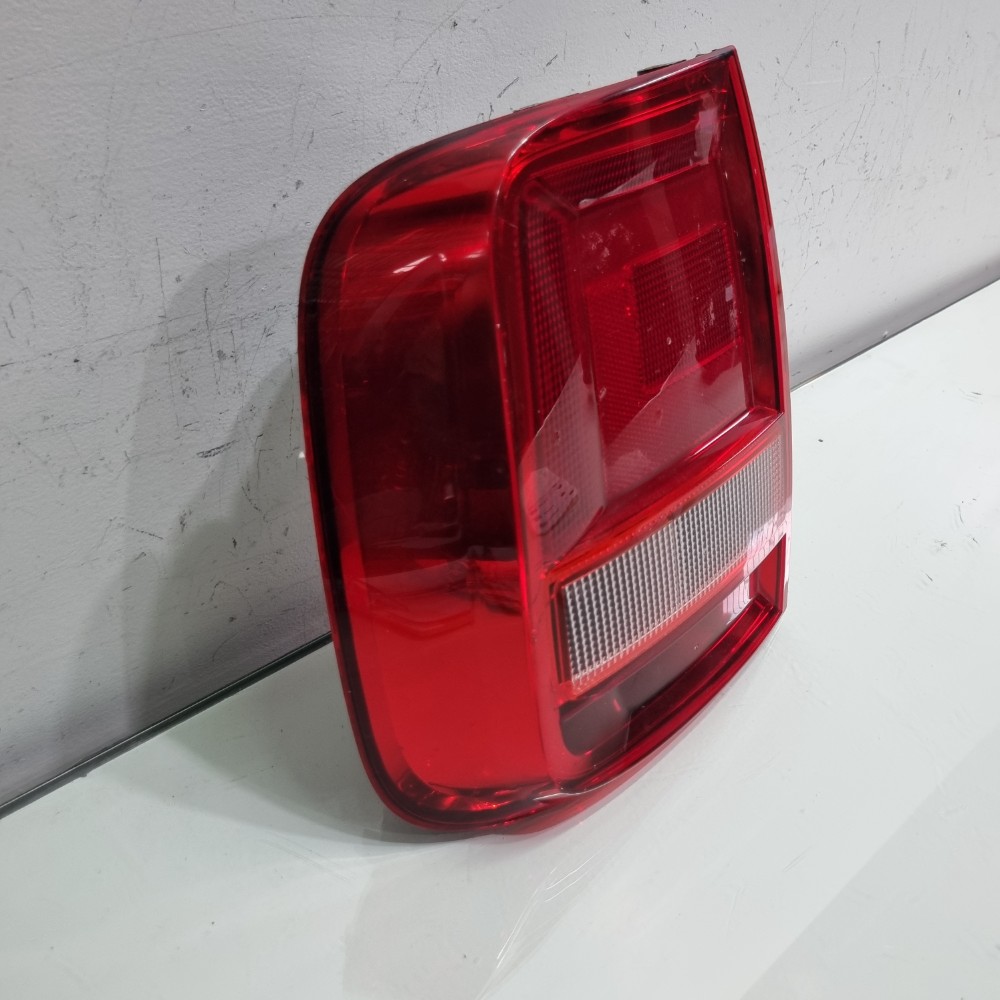 Lanterna Esquerda Volkswagen Saveiro 2018/2023 Recuperada 2