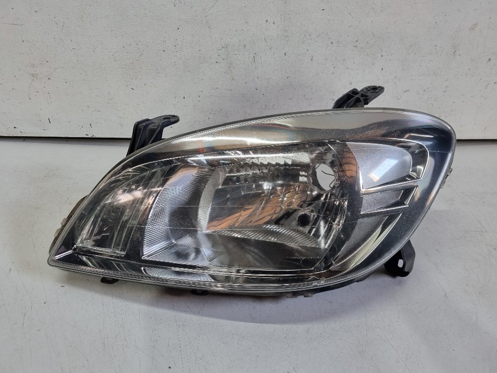 Farol Esquerdo Fumê Do Chevrolet Celta 2010/2013 Recuperado 1