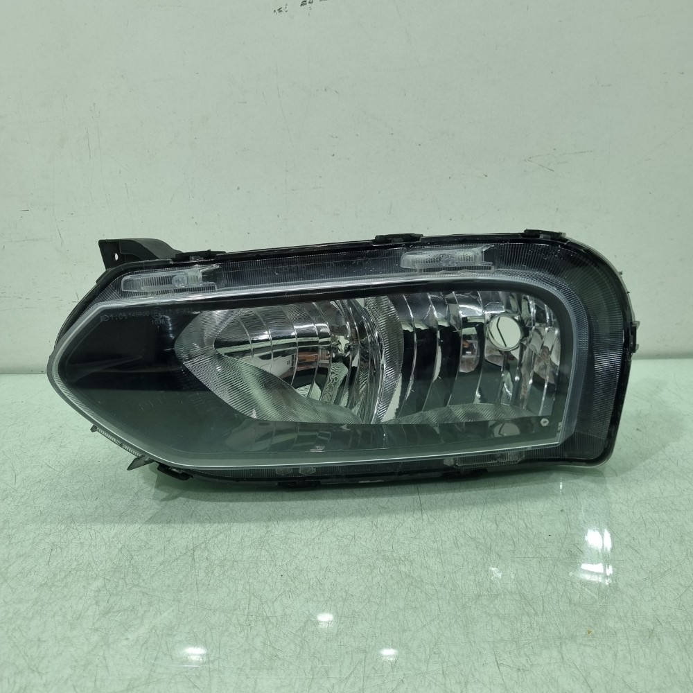 Farol Esquerdo Inferior Renault Kwid 2022/2025 Semi-novo