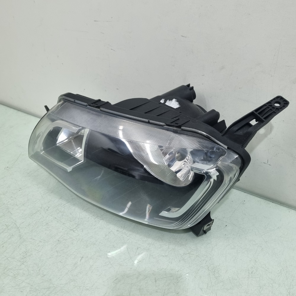 Farol Esquerdo Renault Kwid 2017/2021 Recuperado Esquerdo/motorista 2