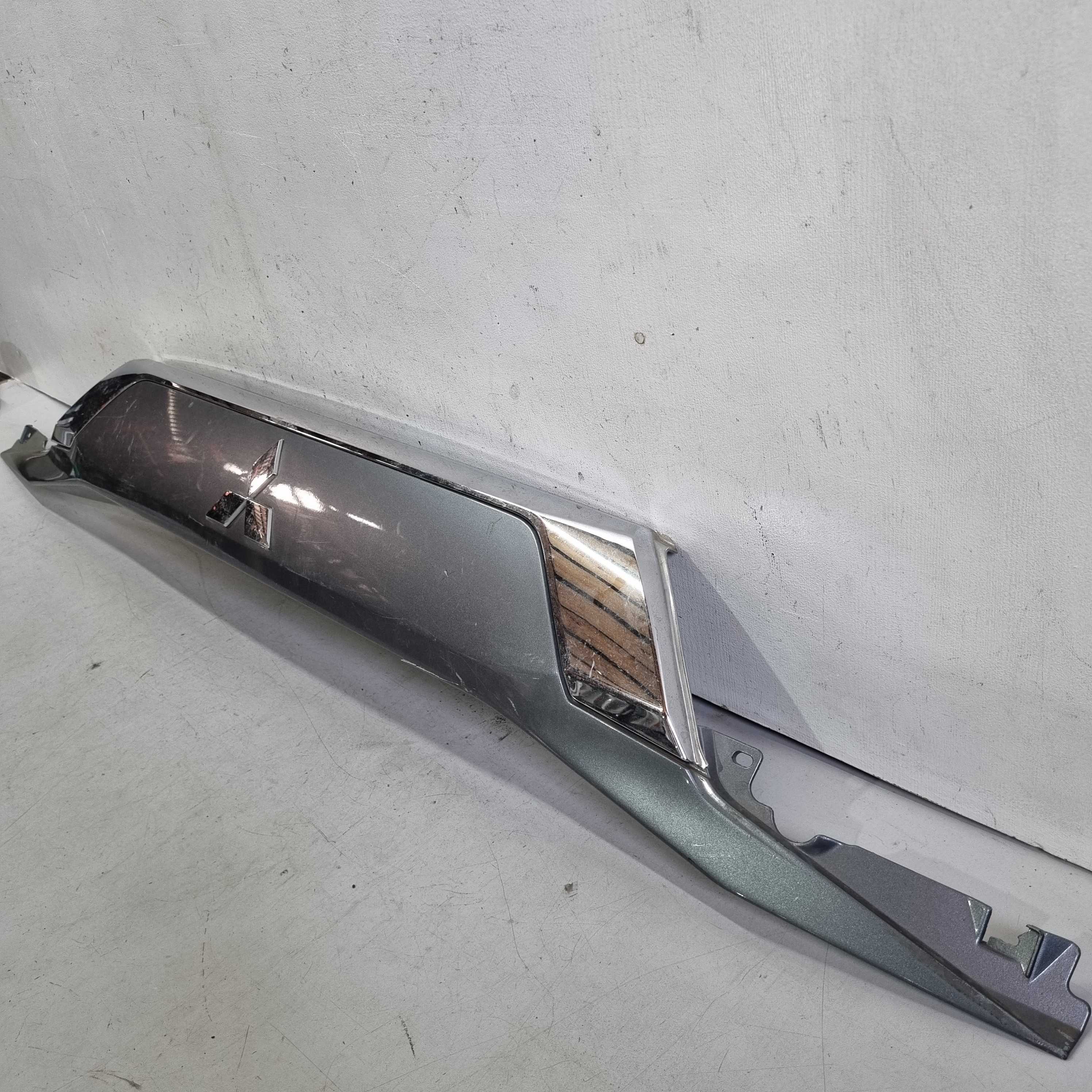 Moldura Da Tampa Traseira Outlander Anos 2016/2019 Seminovo. 5