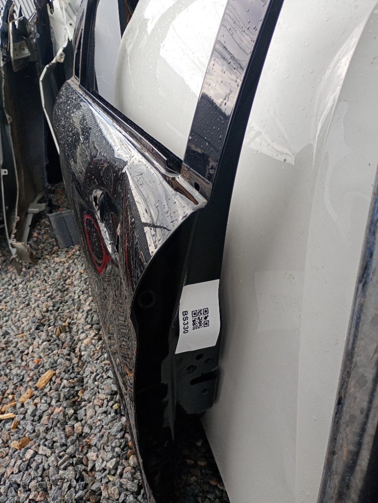Porta dianteira esquerda Ford Ka 2014/2021 4