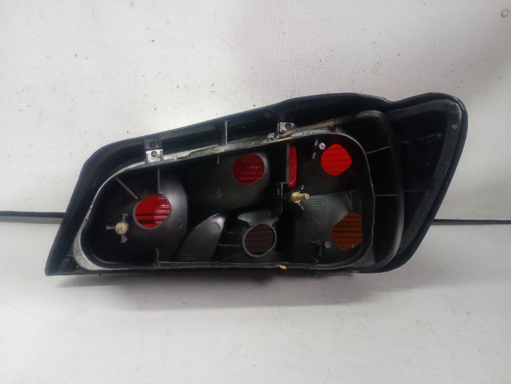 Lanterna Esquerda Peugeot 306 1993/2001 Recuperada 4