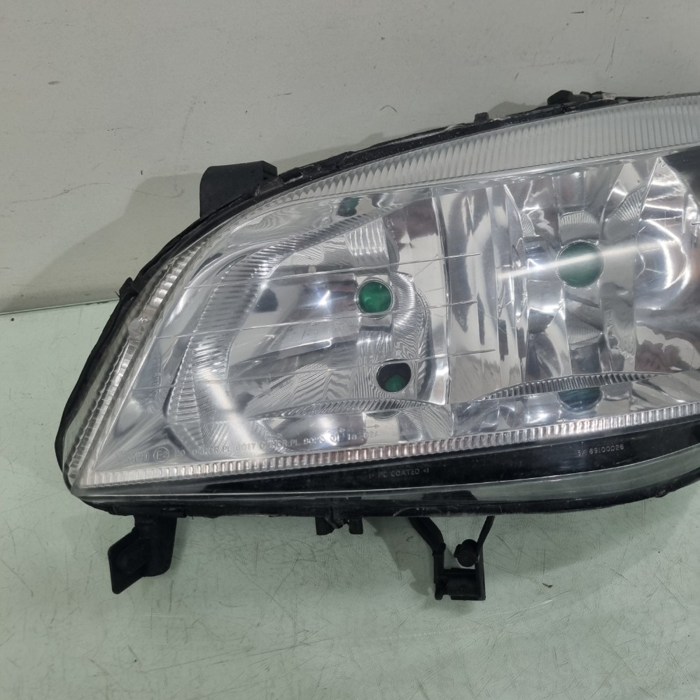 Farol Dianteiro Esquerdo Chevrolet Zafira Modelos 2001/2012 Esquerdo/motorista 2