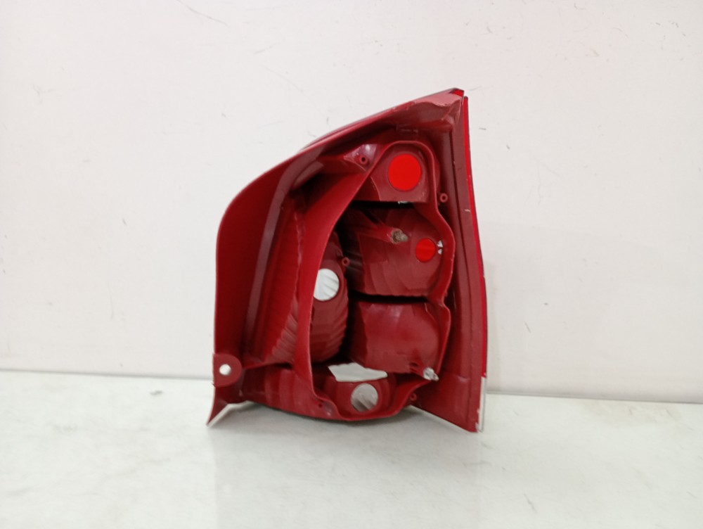 Lanterna Esquerda Fiat Palio 2005/2008 Original Recuperado Esquerdo/motorista Vermelha 4