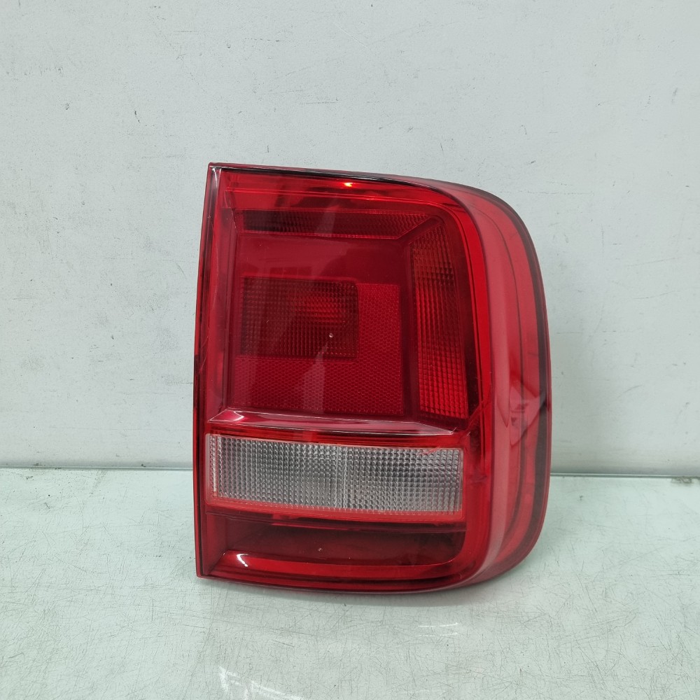 Lanterna Direita Traseira Volkswagen Saveiro 2017/2023 1