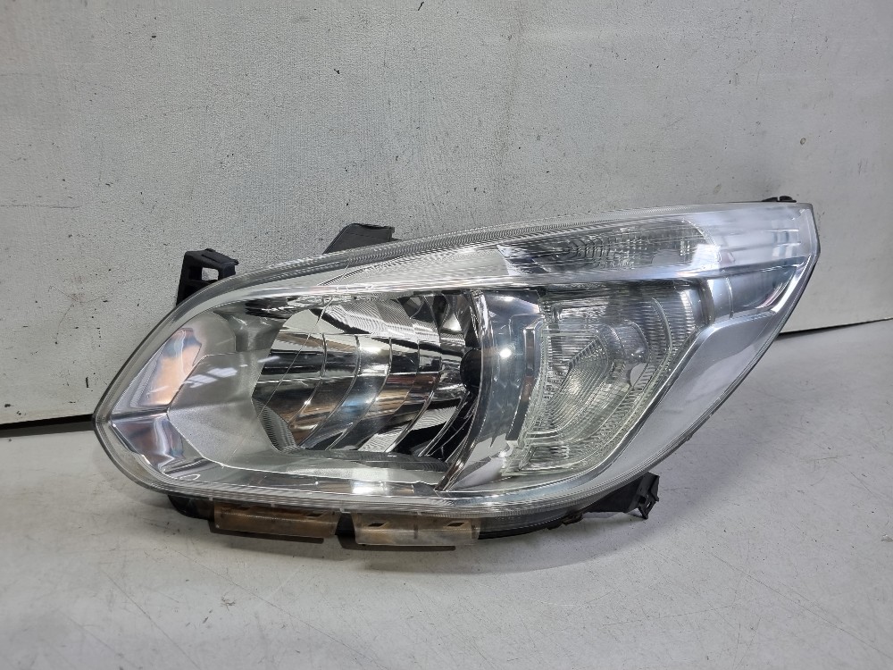 Farol Esquerdo Cromado Chevrolet Spin 2013/2016 Recuperado. Esquerdo/motorista 2