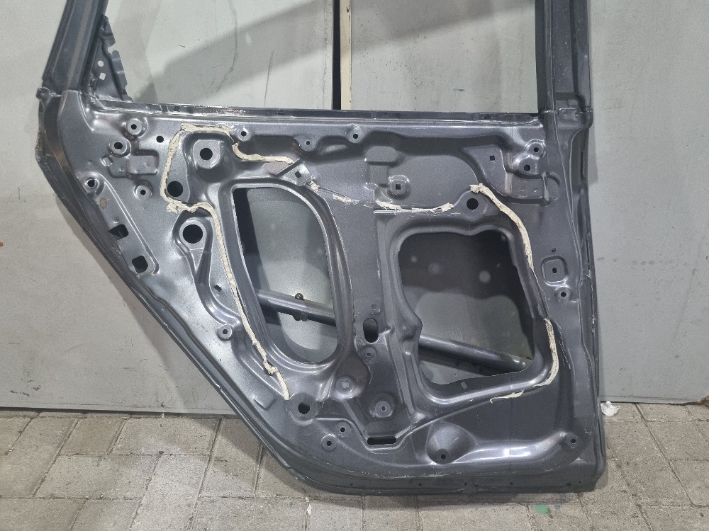 Porta traseira esquerda Honda Civic 2017/2021 recuperada 6