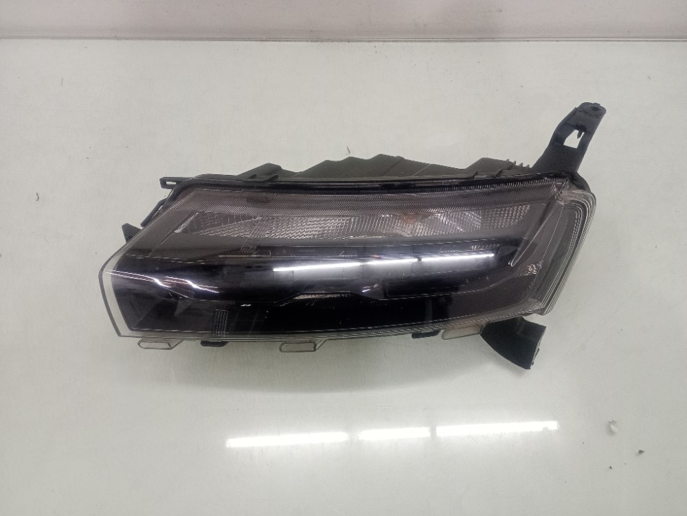 Farol Superior Do Lado Esquerdo Renault Kwid 2021/2024 Esquerdo/motorista 3