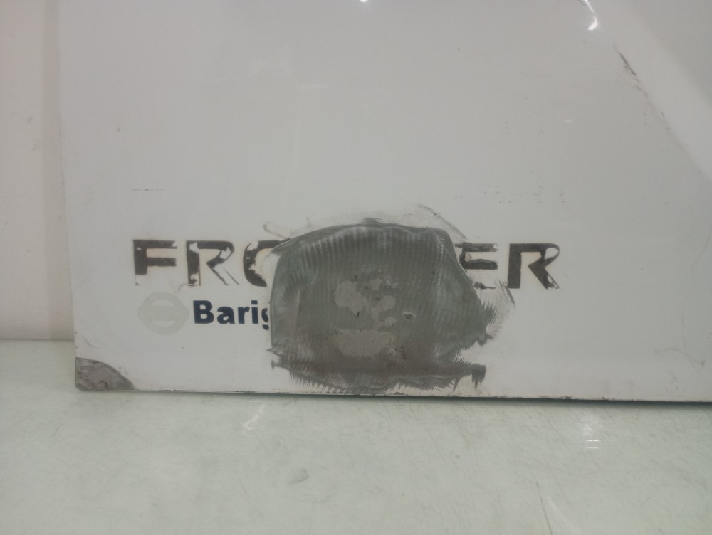 Tampa Traseira Nissan Frontier 2017/2022 Recuperado 2