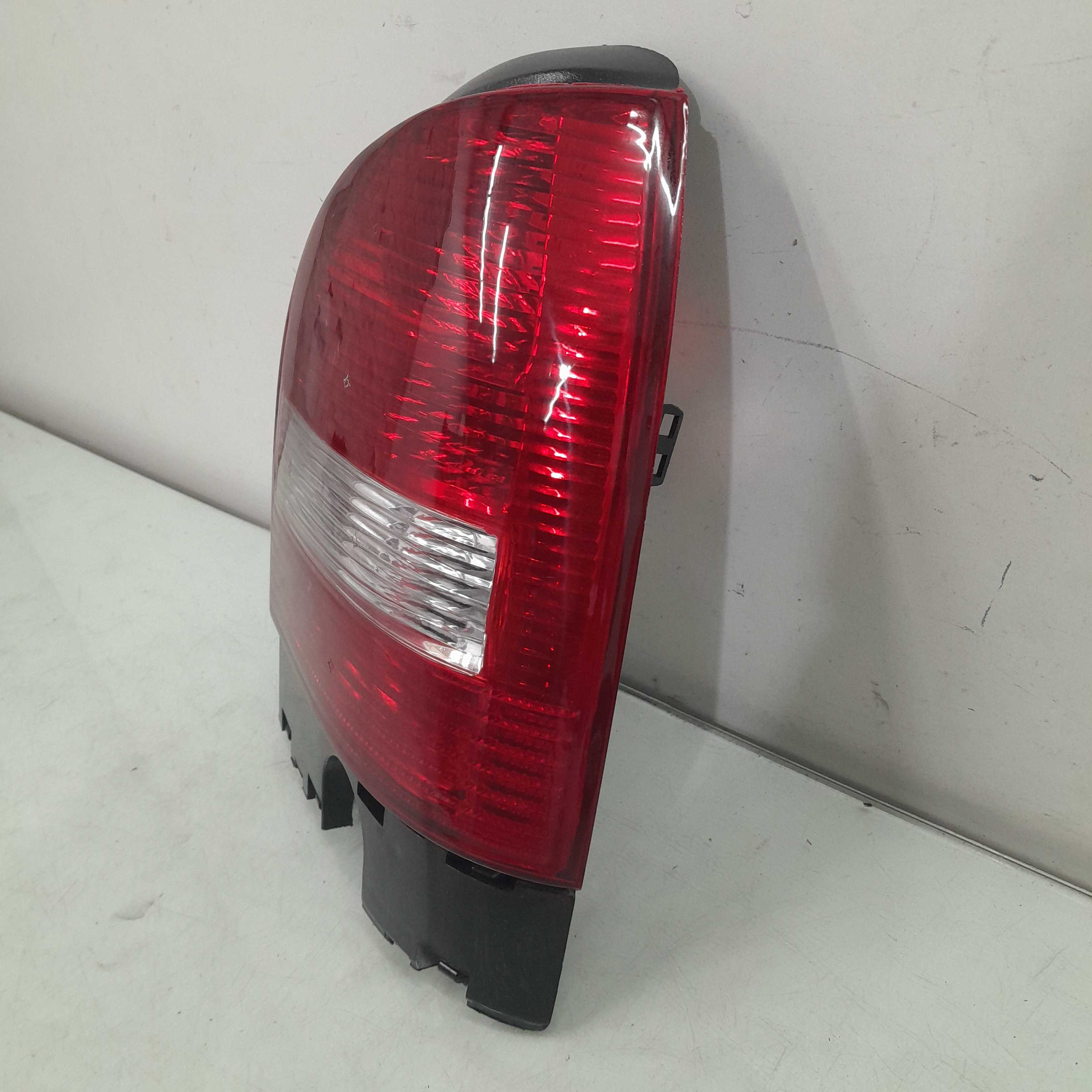 Lanterna Direita Volkswagen Gol G3 1999/2005 Recuperada 3