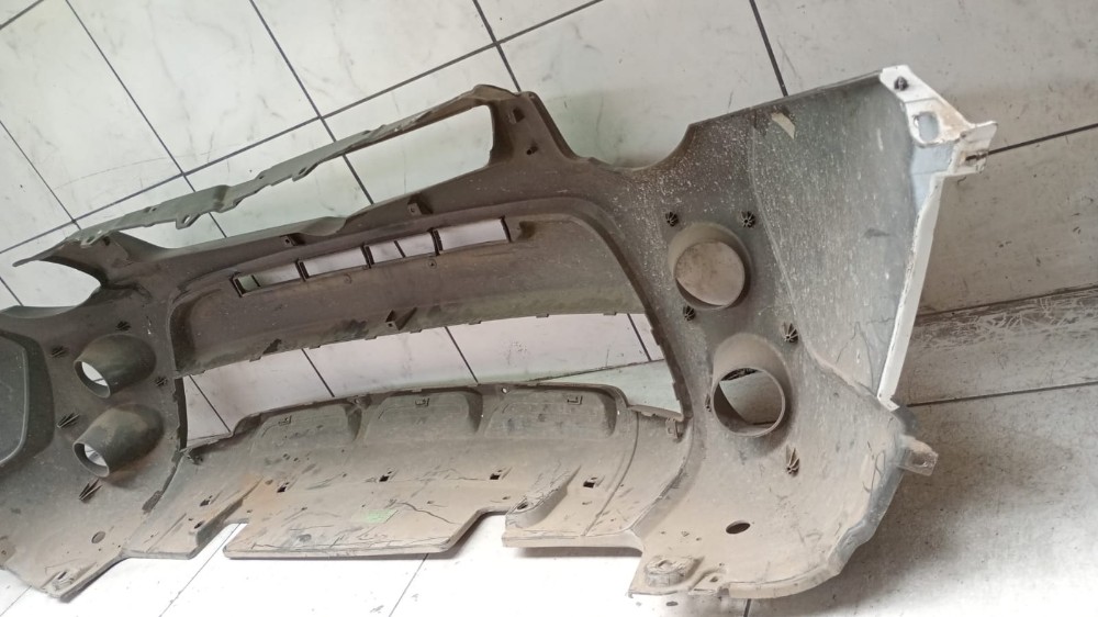 Parachoque dianteiro Fiat Strada 2013/2015 Recuperado 5