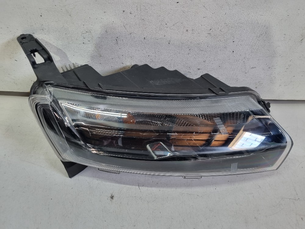 Farol Direito Superior Renault Kwid 2022/2025 Recondicionado 2